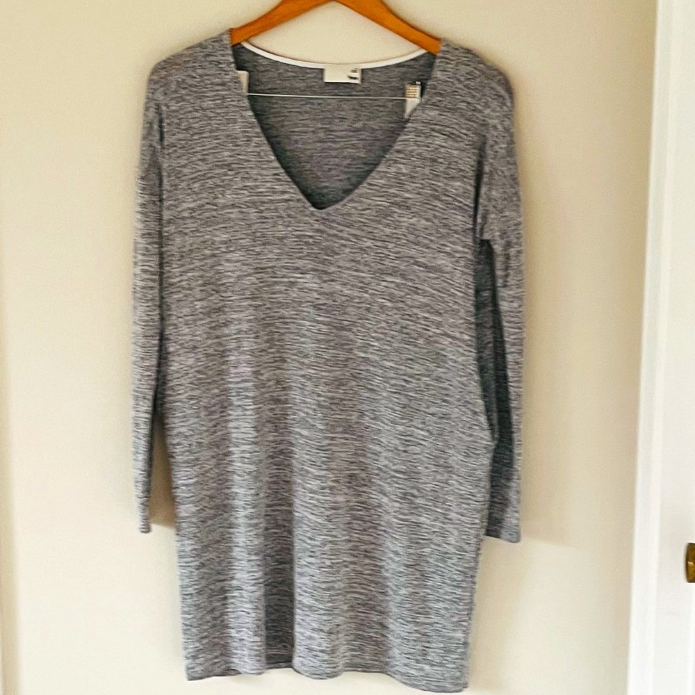 Aritzia Wilfred Free Gail Dress Long-sleeve, V-neck dress Heathered Gray Size XS